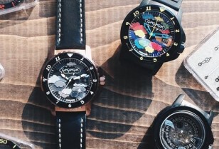 世界に10個の腕時計を販売「GUMGUMGUM」コーズウェイベイ